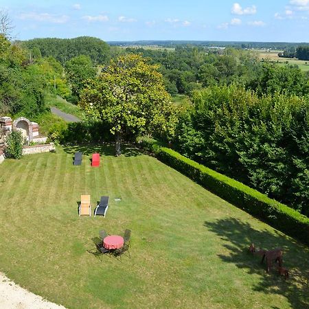 Gites Troglodytes Du Chateau De L'Etoile Vernou-sur-Brenne Exterior foto