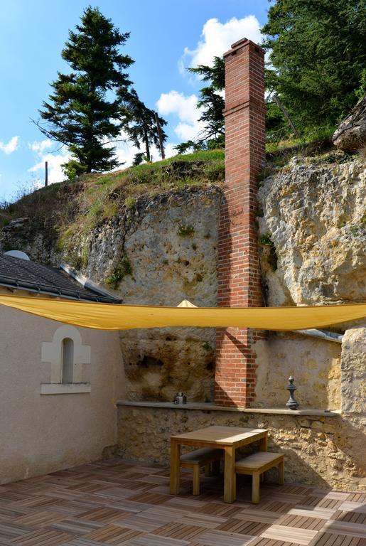 Gites Troglodytes Du Chateau De L'Etoile Vernou-sur-Brenne Habitación foto