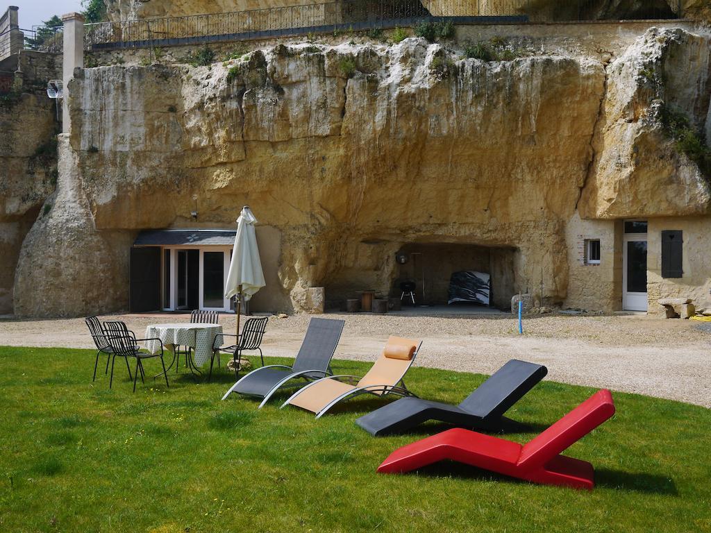 Gites Troglodytes Du Chateau De L'Etoile Vernou-sur-Brenne Exterior foto