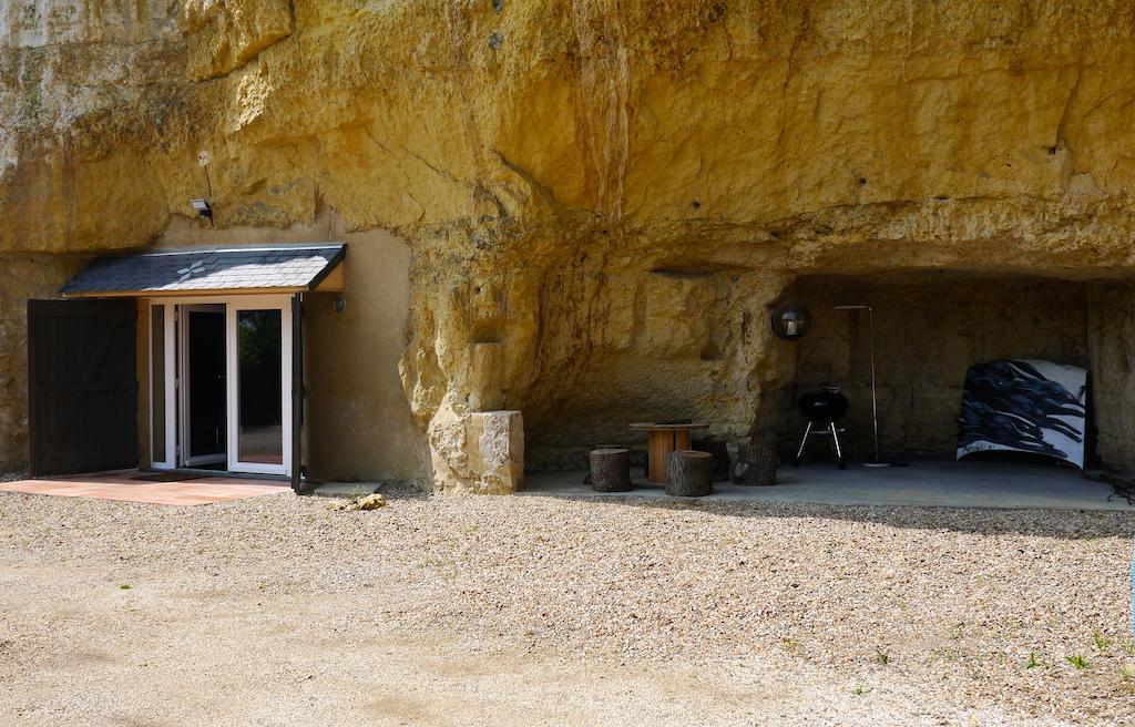 Gites Troglodytes Du Chateau De L'Etoile Vernou-sur-Brenne Exterior foto